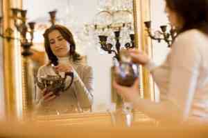 Dos and don'ts for estate sale shopping